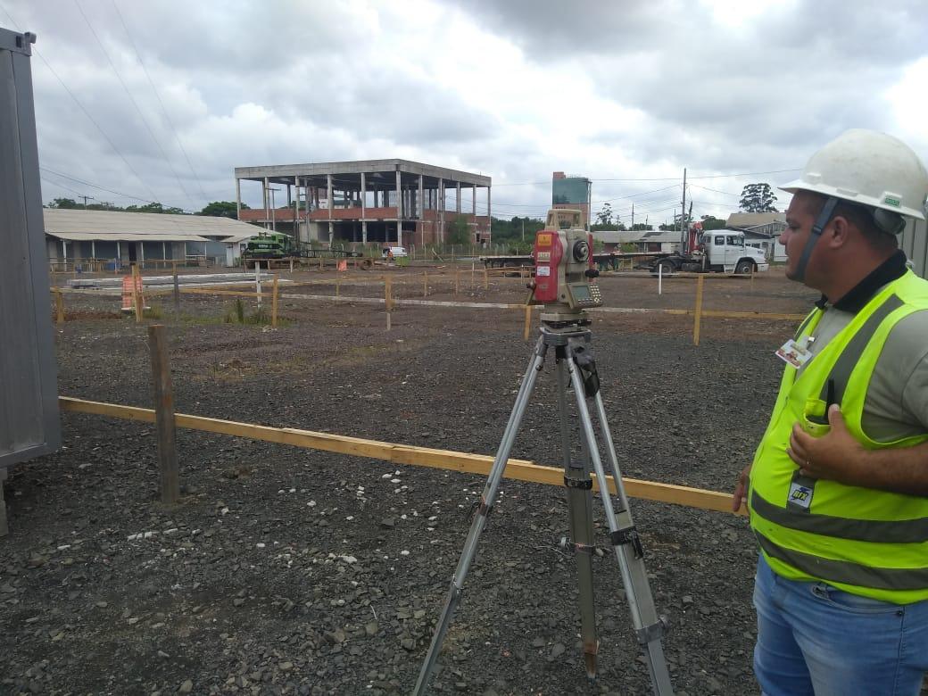 Início da Topografia, obra Warehouse Fraport