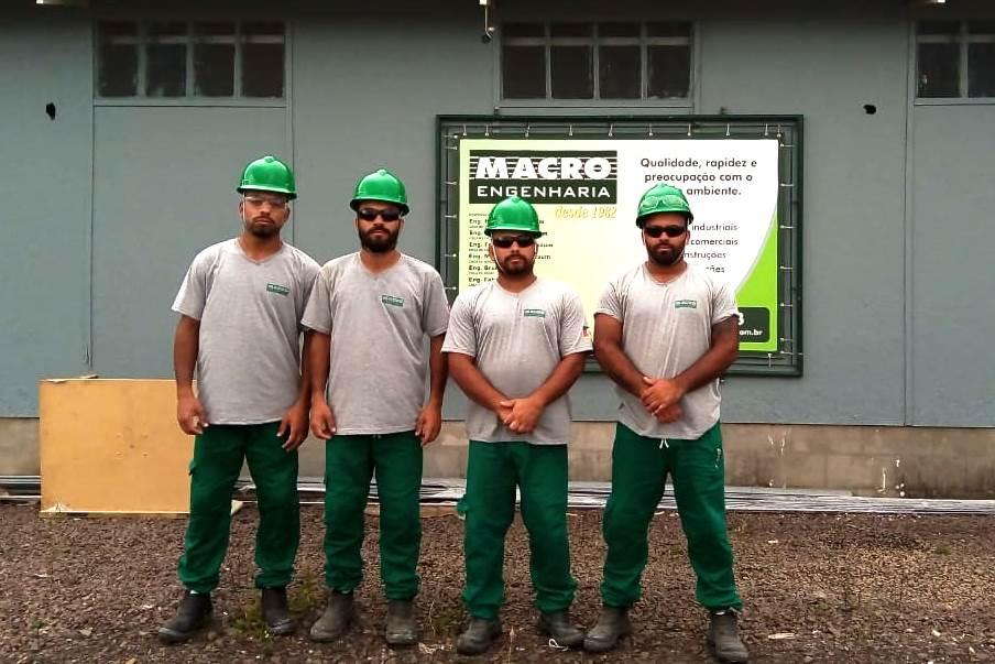 Macro Engenharia contrata, de uma única vez, quatro irmãos da mesma família