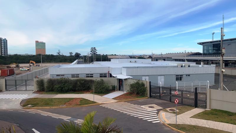 Obra Warehouse finalizada