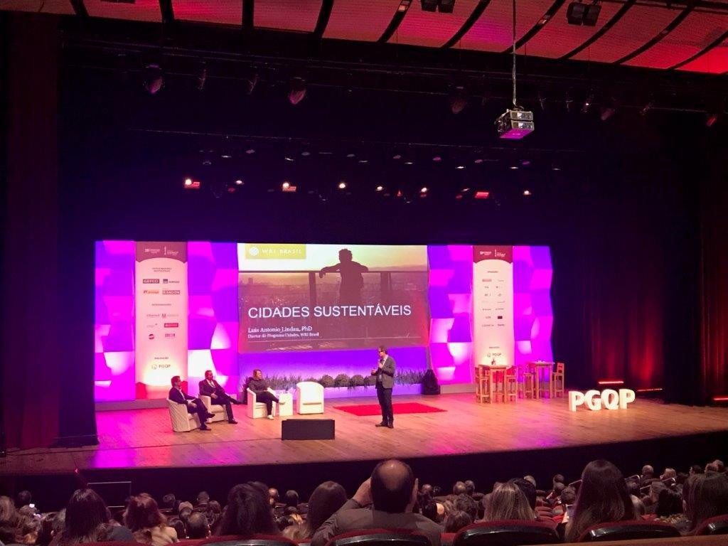 Participação no 19º Congresso Internacional de Gestão